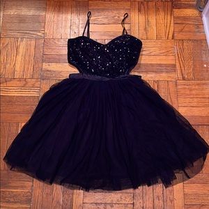 Sparkly tulle dress,side cutout little black dress